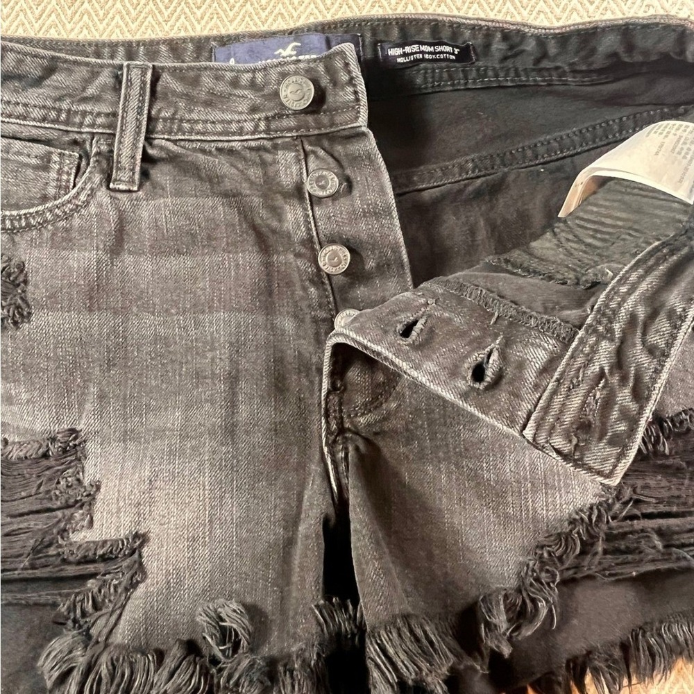 Hollister Womens Sz 9 Black Ultra High-Rise Mom Shorts 3" Inseam Jean Denim - Picture 6 of 11